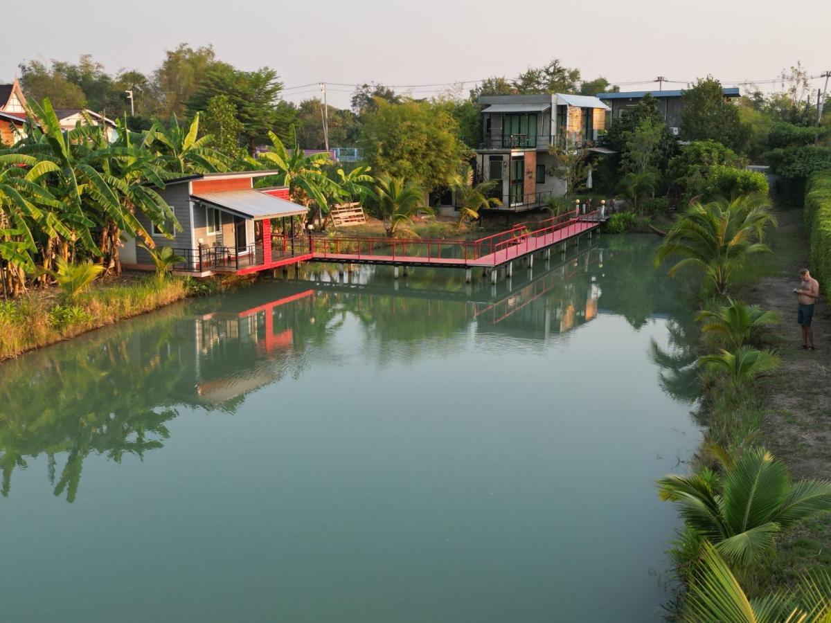 Falik Farm Stay Phra Nakhon Si Ayutthaya Esterno foto